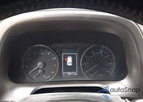 2017 Toyota Rav4 Xle из США, поврежденный, VIN JTMWFREV3HJ131477